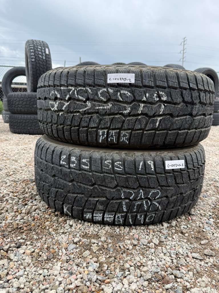 235/55R19 Pair (2 Used Tires) Toyo Observe GSi-6 LS