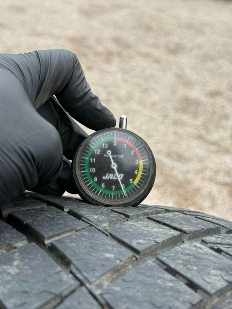 255/45R19 (3 Used Tires) Continental Viking Contact 7