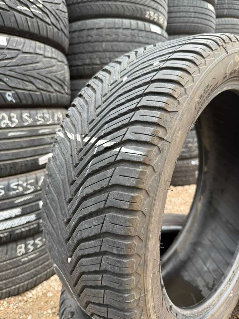 245/45R19 Pair (2 Used Tires) Michelin CrossClimate 2