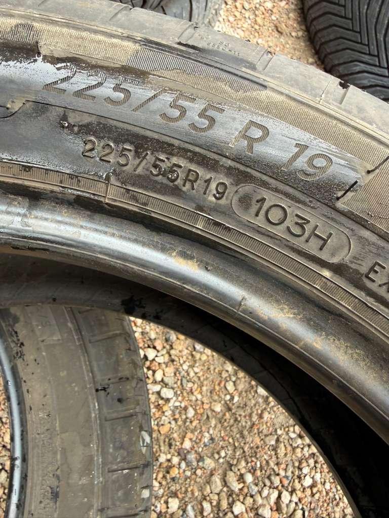 225/55R19 Pair (2 Used Tires) Michelin Primacy A/S