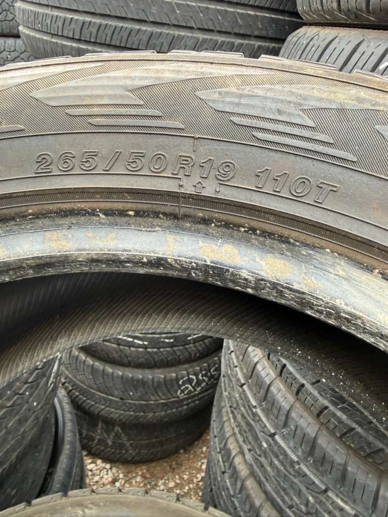 265/50R19 Set (4 Used Tires) Yokohama Ice Guard G075