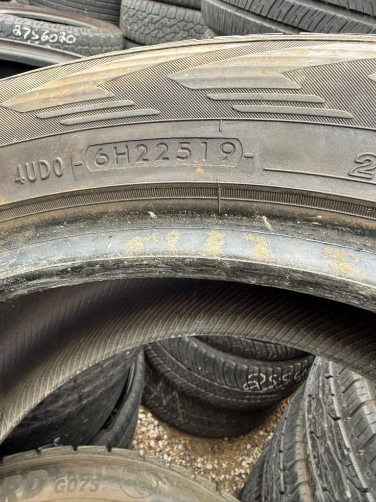 265/50R19 Set (4 Used Tires) Yokohama Ice Guard G075