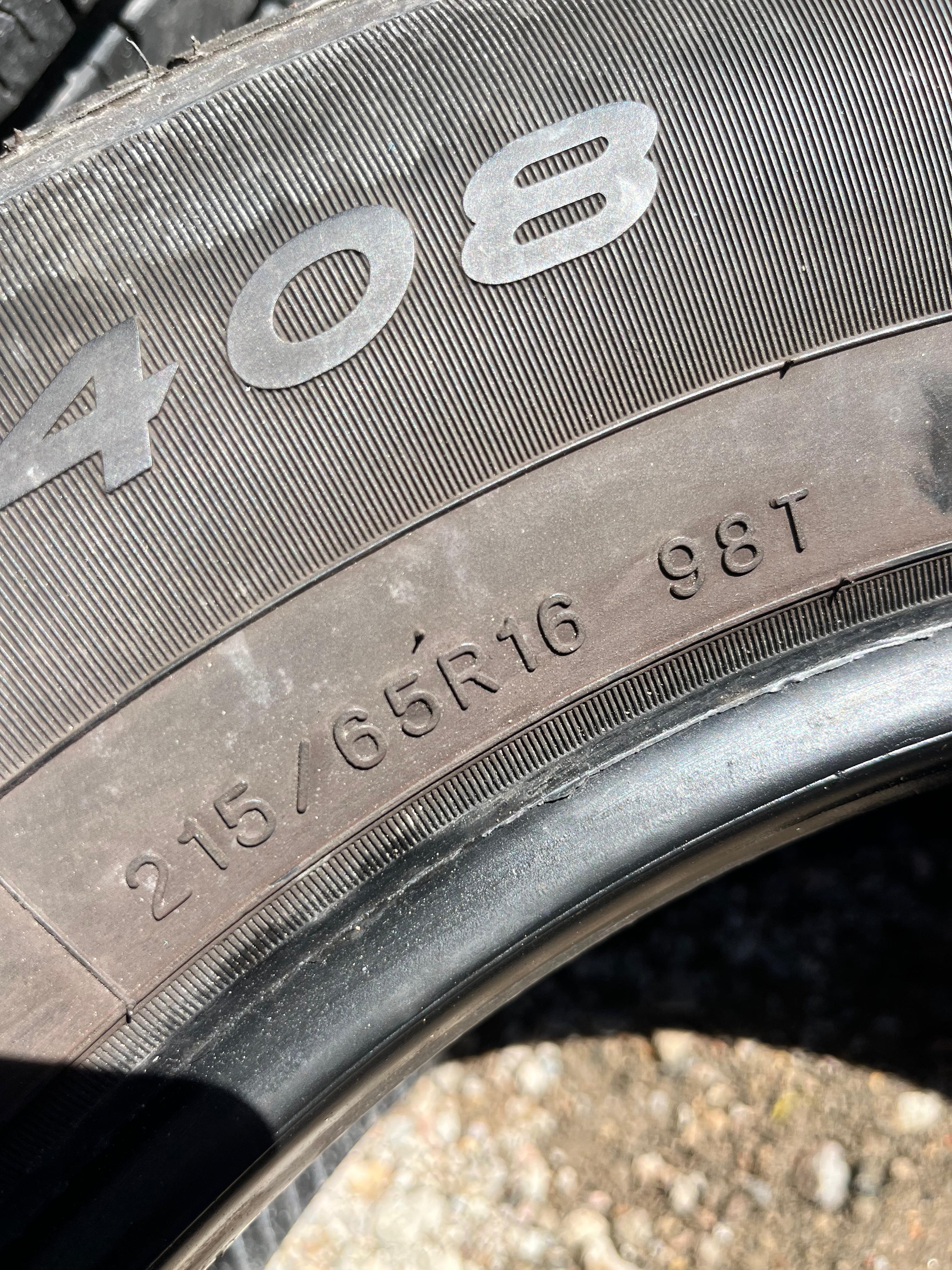 215/65R16 Pair (2 Used Tires) Sailun Atrezzo (SH400)