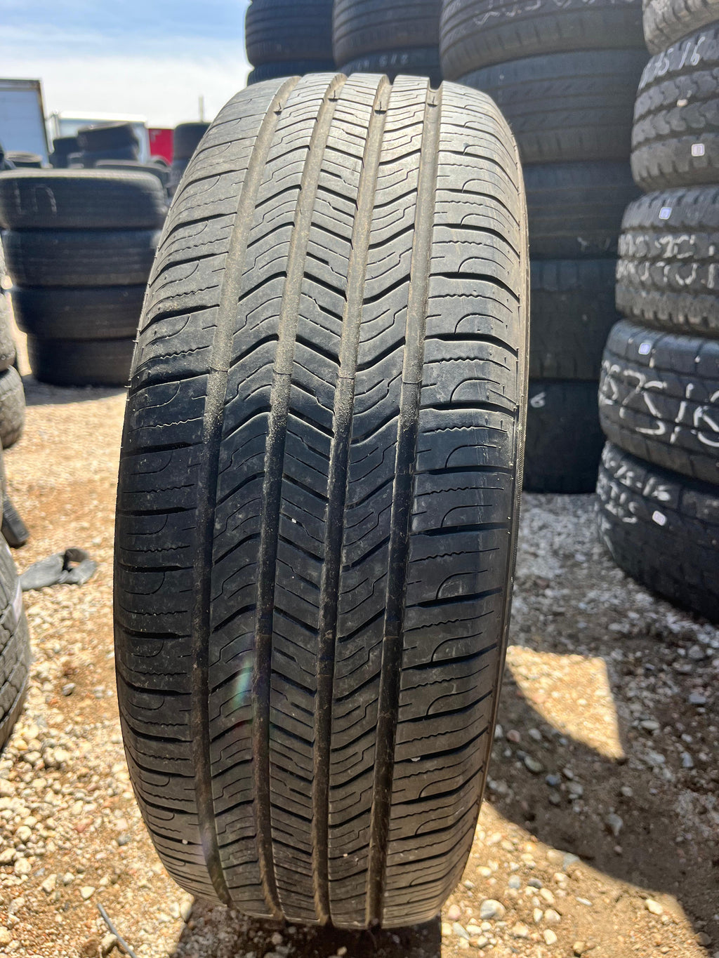 215/65R16 Pair (2 Used Tires) Sailun Atrezzo (SH400)