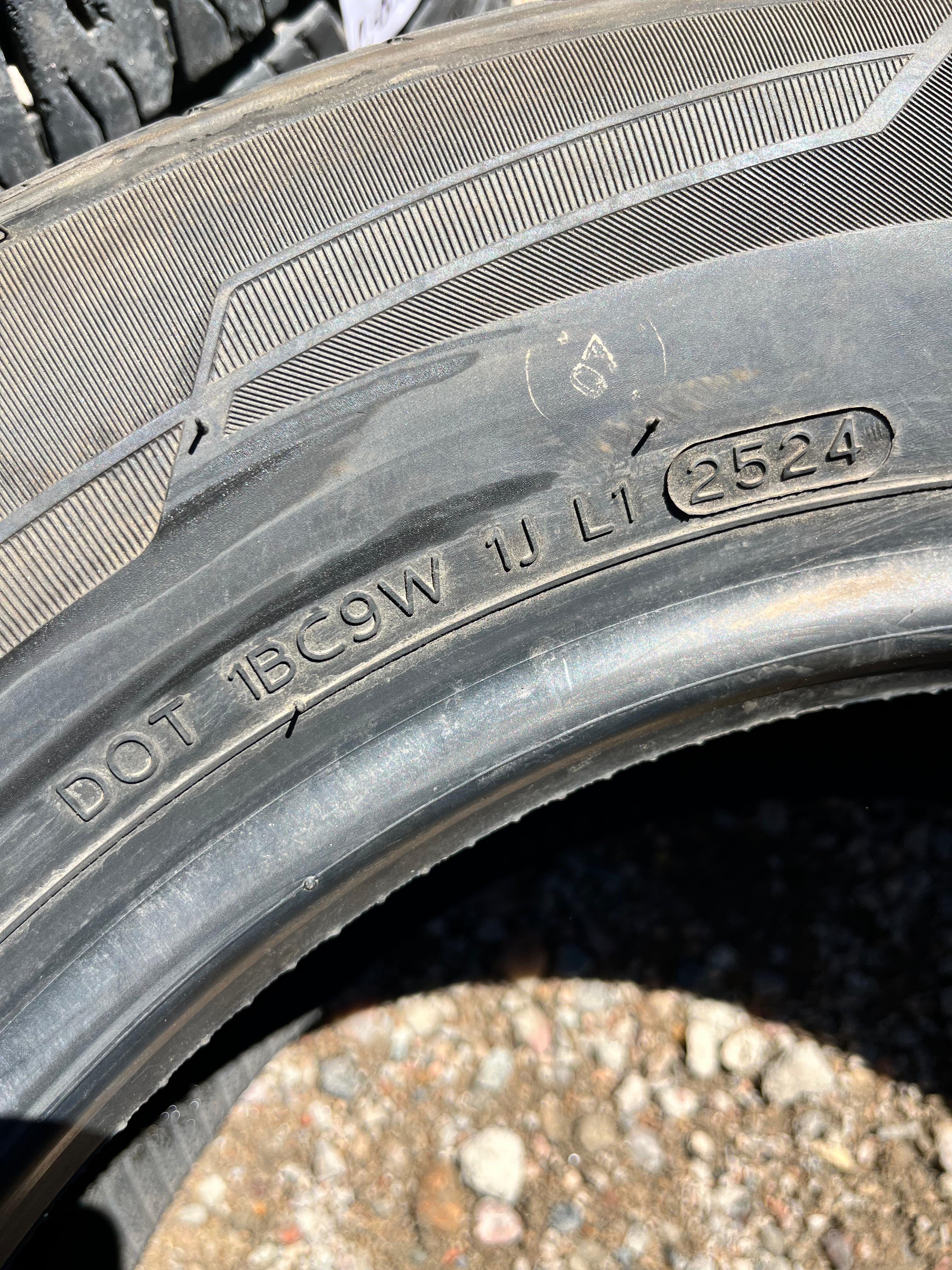 225/60R16 Pair (2 Used Tires) Laufenn G Fit AS