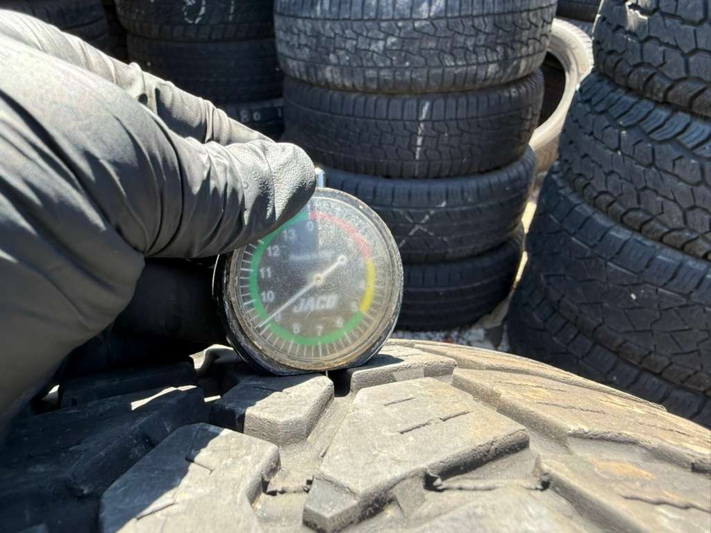 265/70R17 Pair (2 Used Tires) Falken Rubitrek AT01