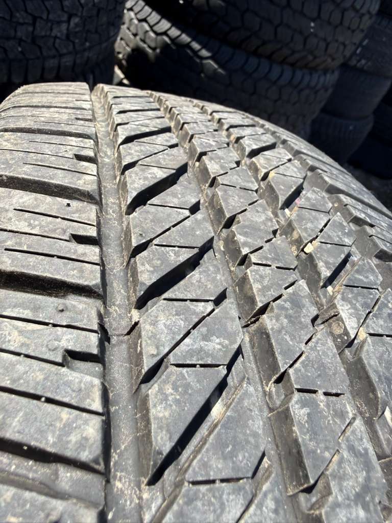 265/70R17 Pair (2 Used Tires) Bridgestone Dueler HT 684 2