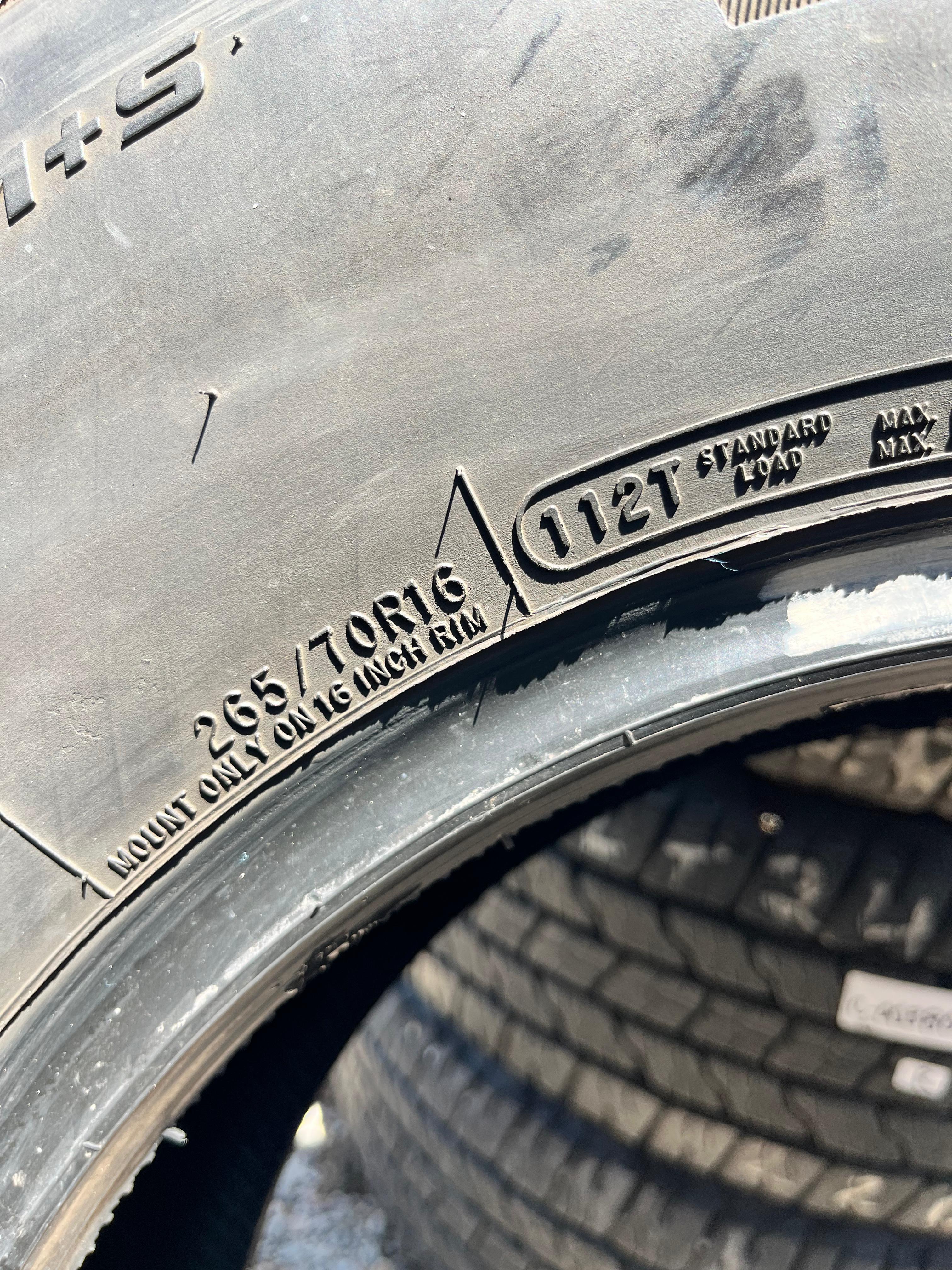 265/70R16 Pair (2 Used Tires)  Mastercraft Stratus HT