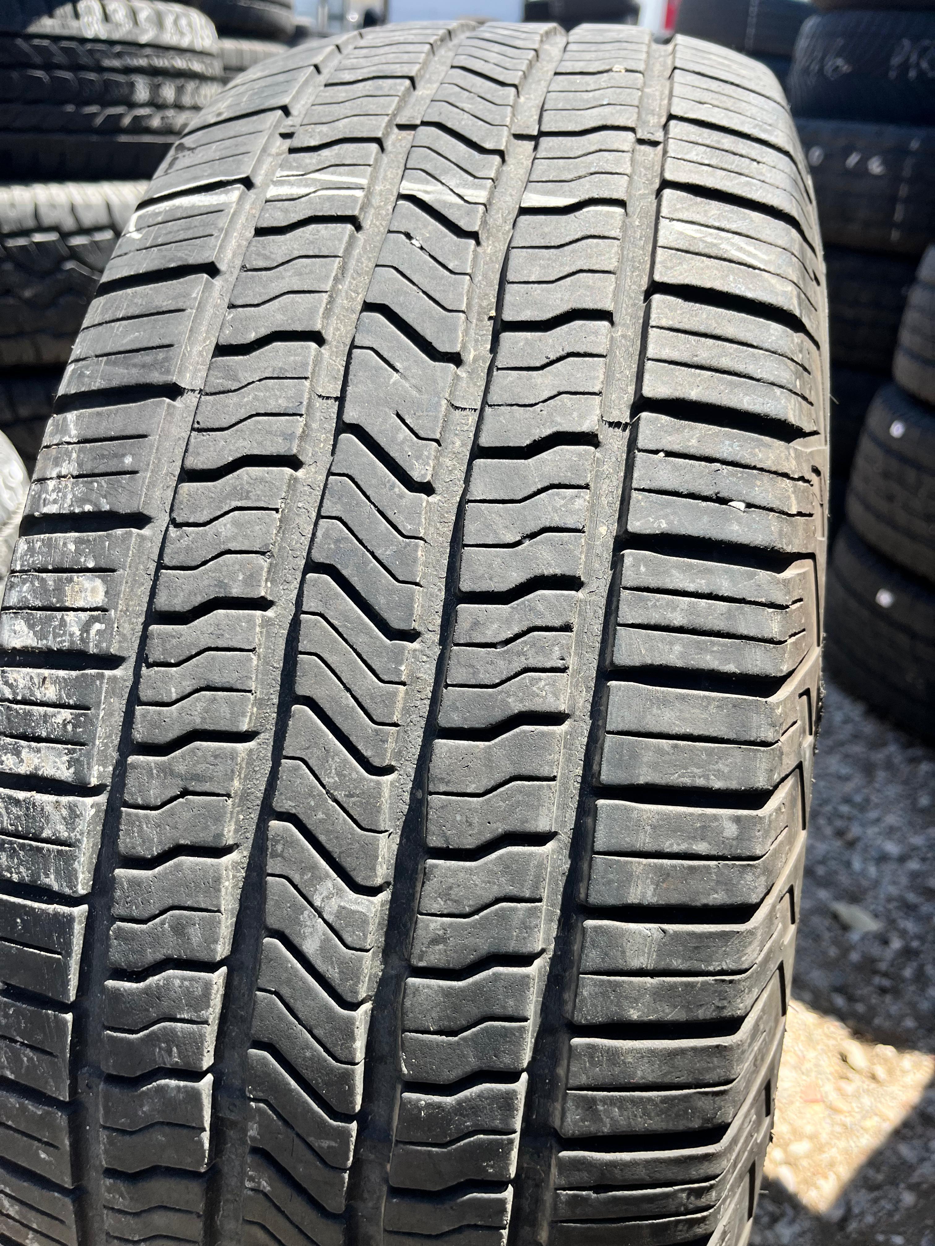265/70R16 Pair (2 Used Tires)  Mastercraft Stratus HT