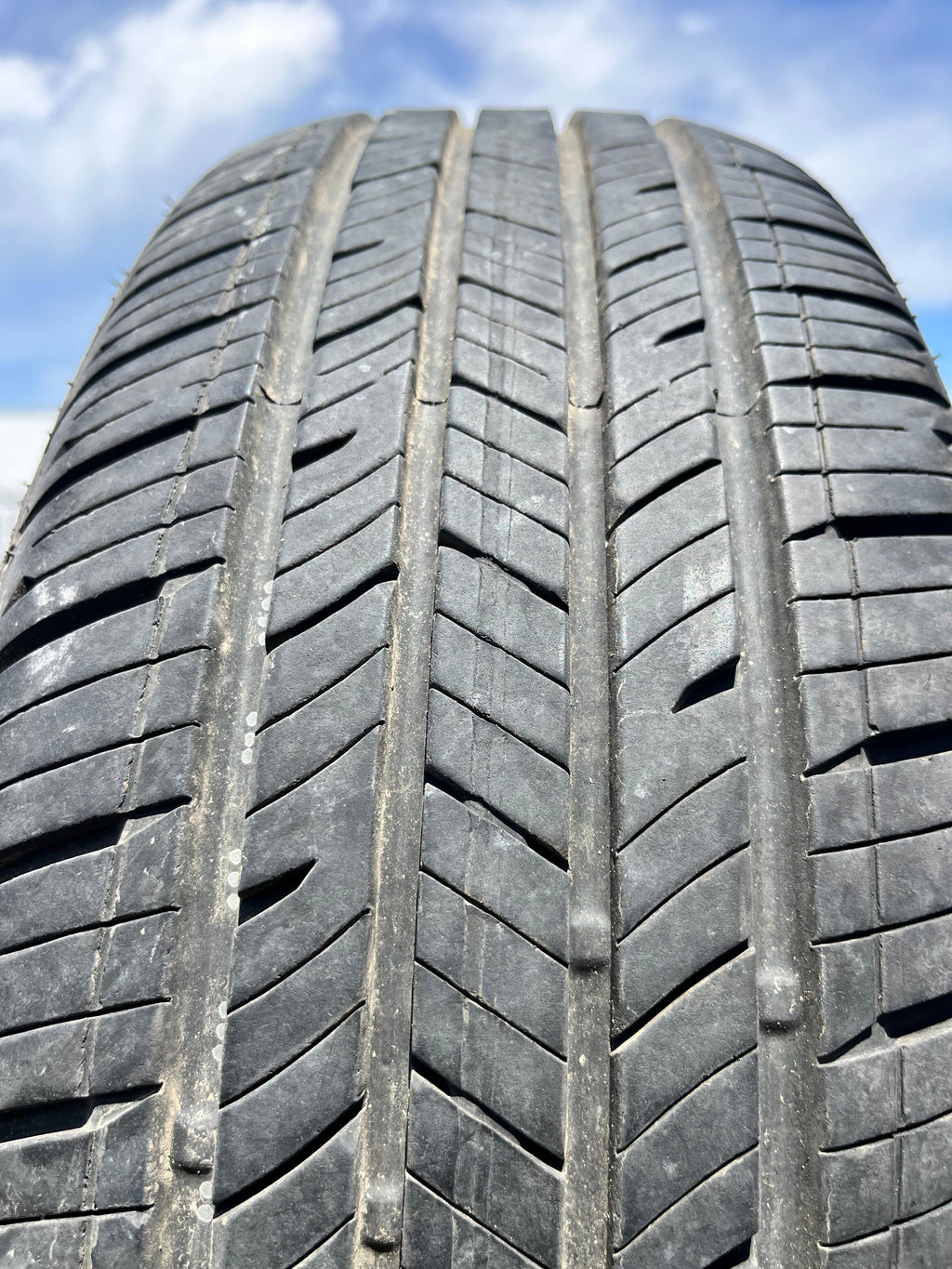 205/60R16 Pair (2 Used Tires) Caldera Tires Confidence