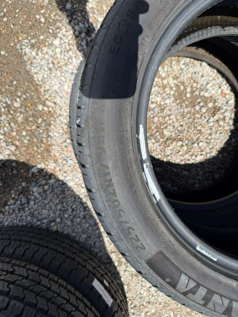 225/50R17 Pair (2 Used Tires) Advanta HPZ-02