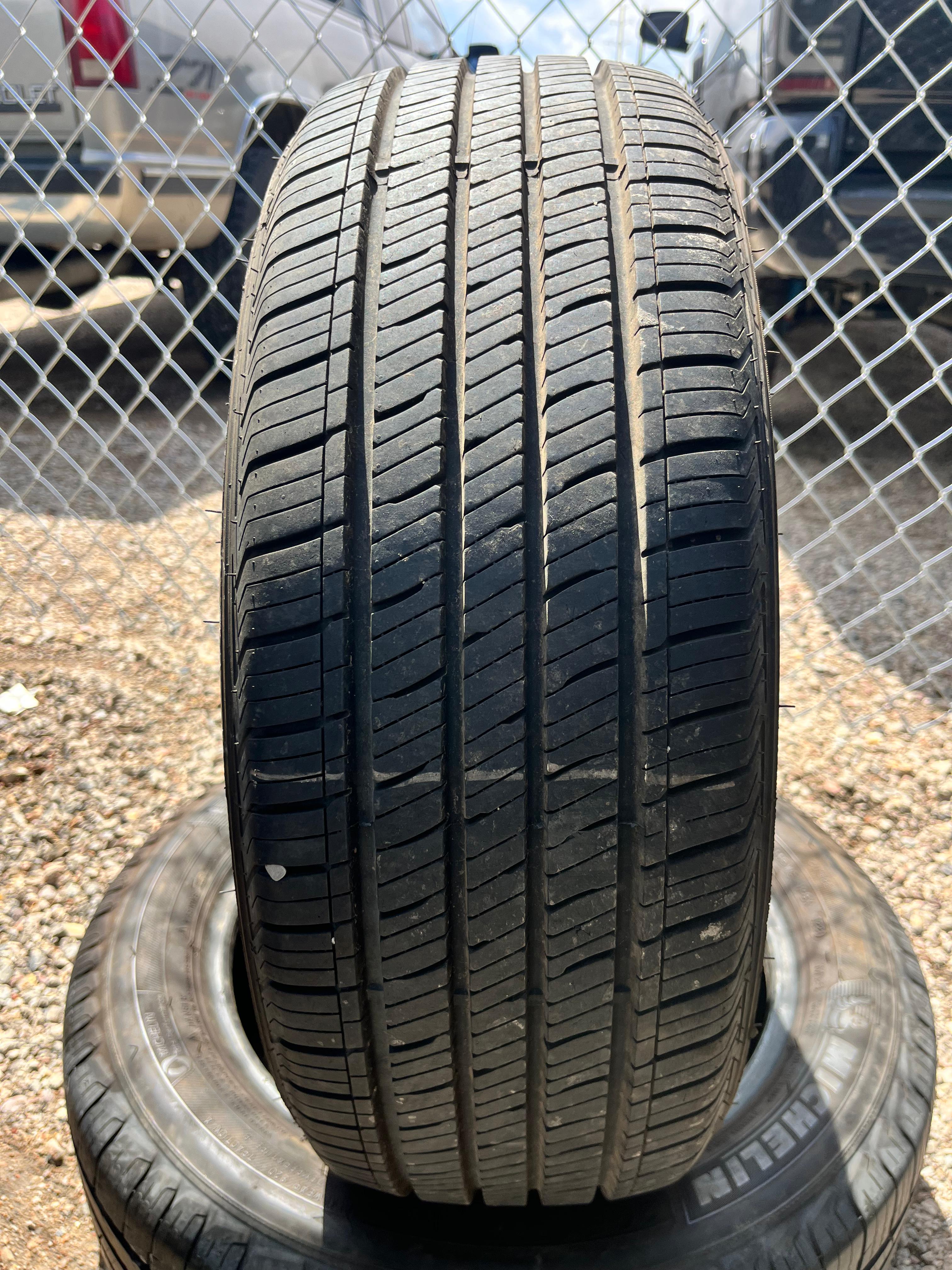 205/60R16 Pair (2 Used Tires) Celimo Salient CS210