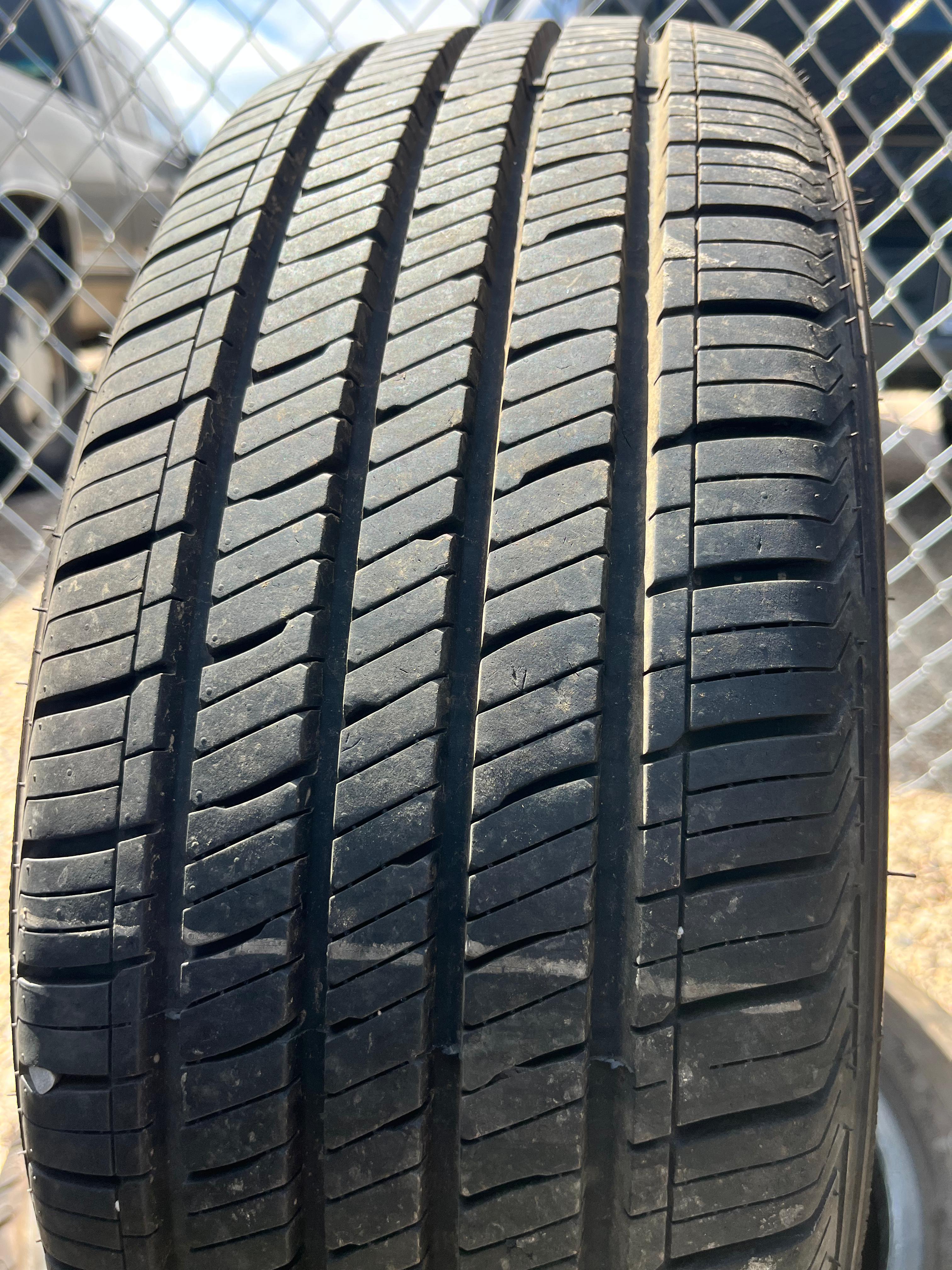 205/60R16 Pair (2 Used Tires) Celimo Salient CS210
