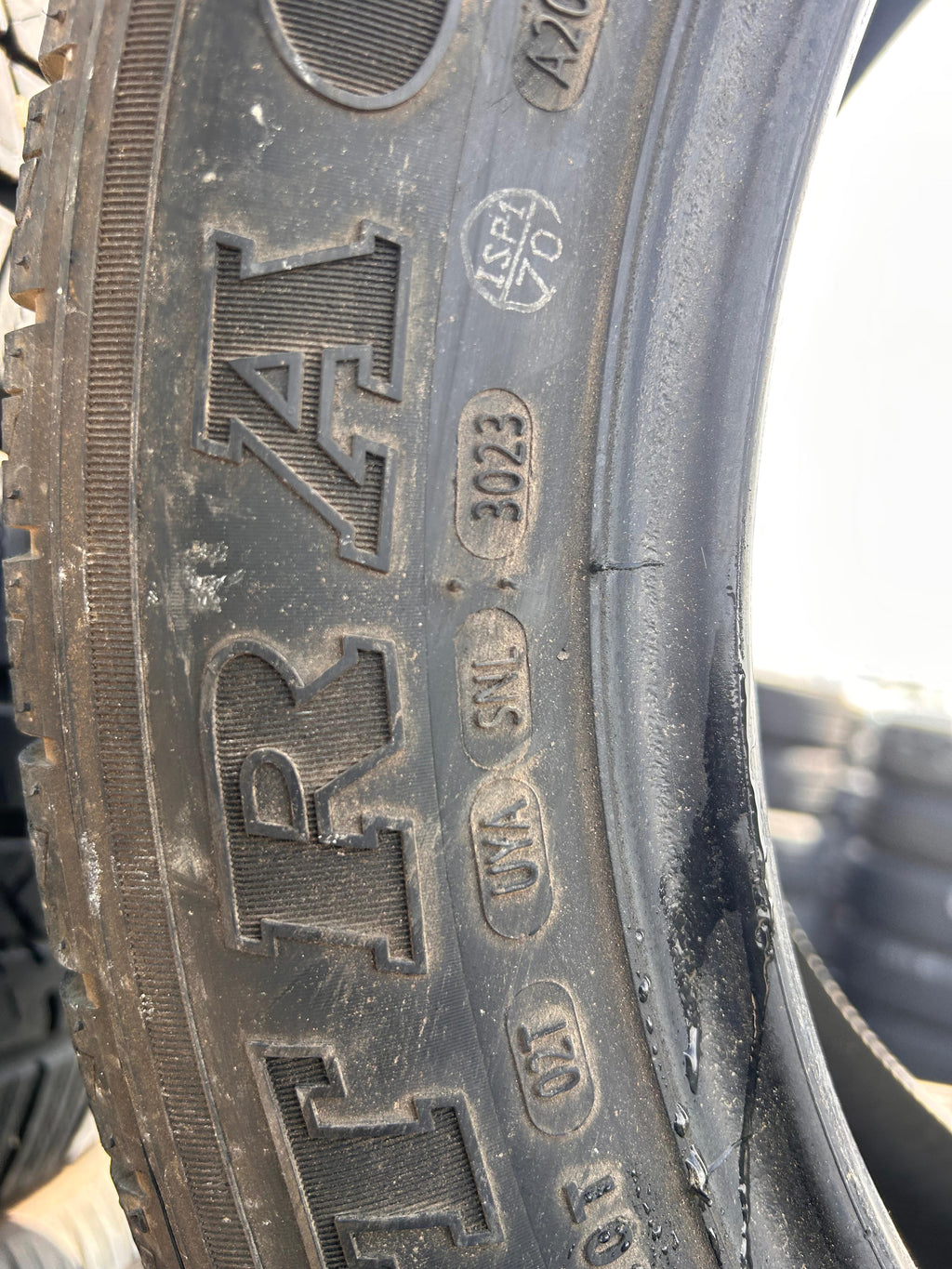 215/55R17 Pair (2 Used Tires) ComfortRide Suretrac