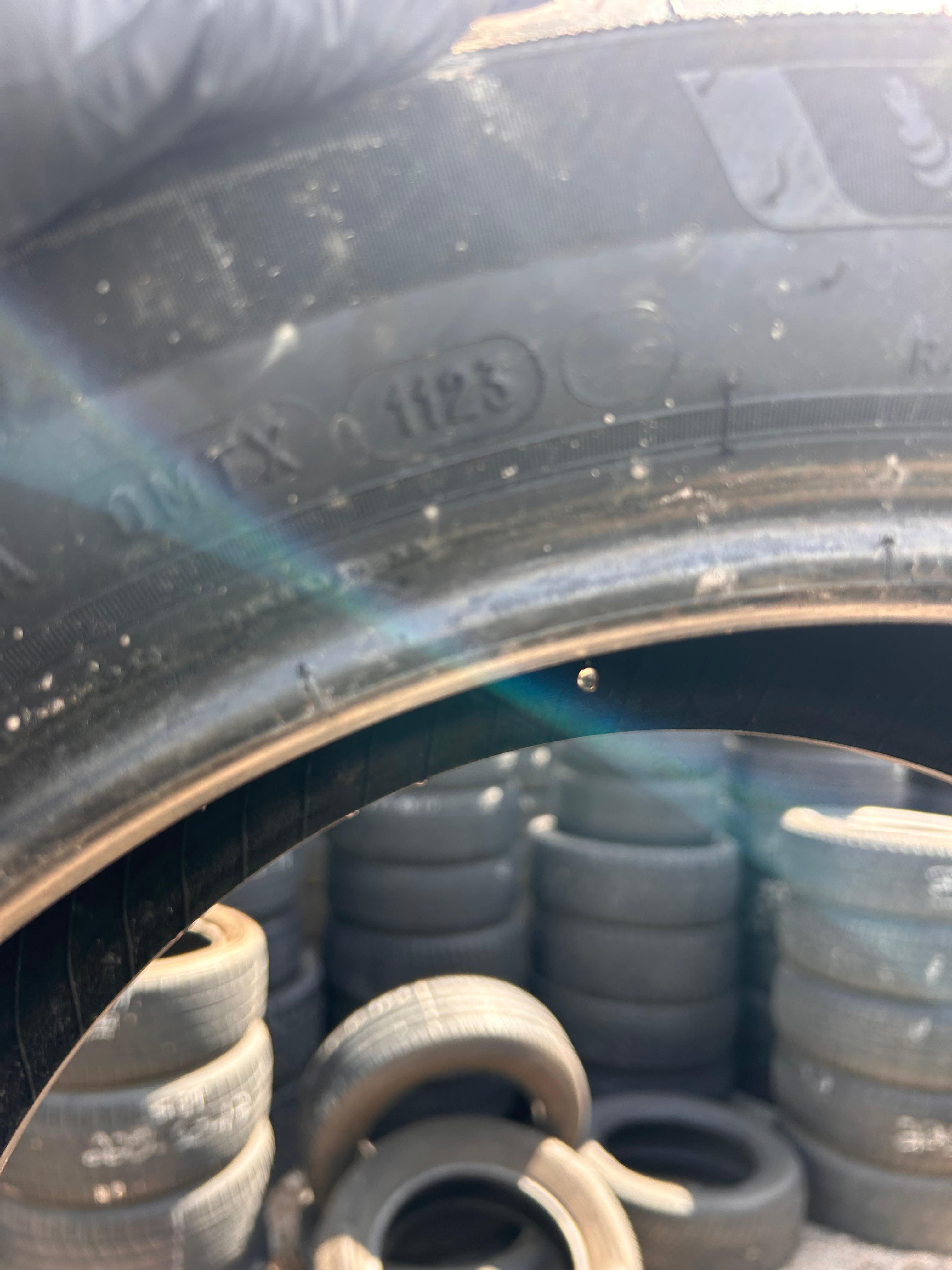 225/50R17 Set (4 Used Tires) Michelin Defender2