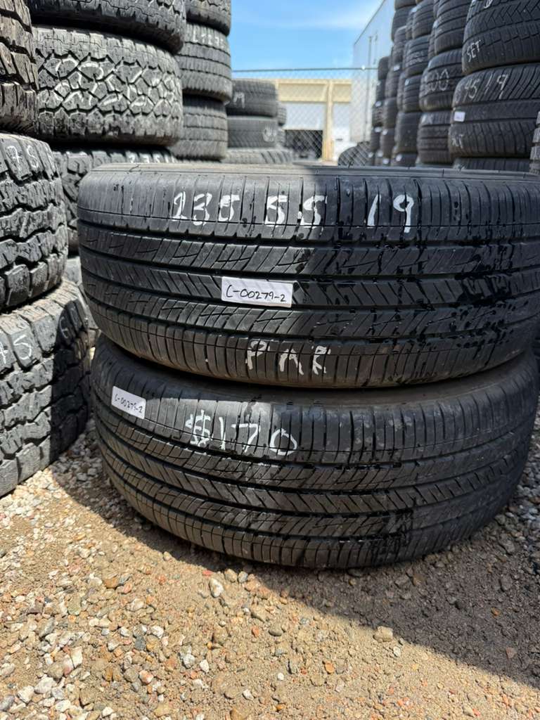 235/55R19 Pair (2 Used Tires) Kumho Crugen HP71