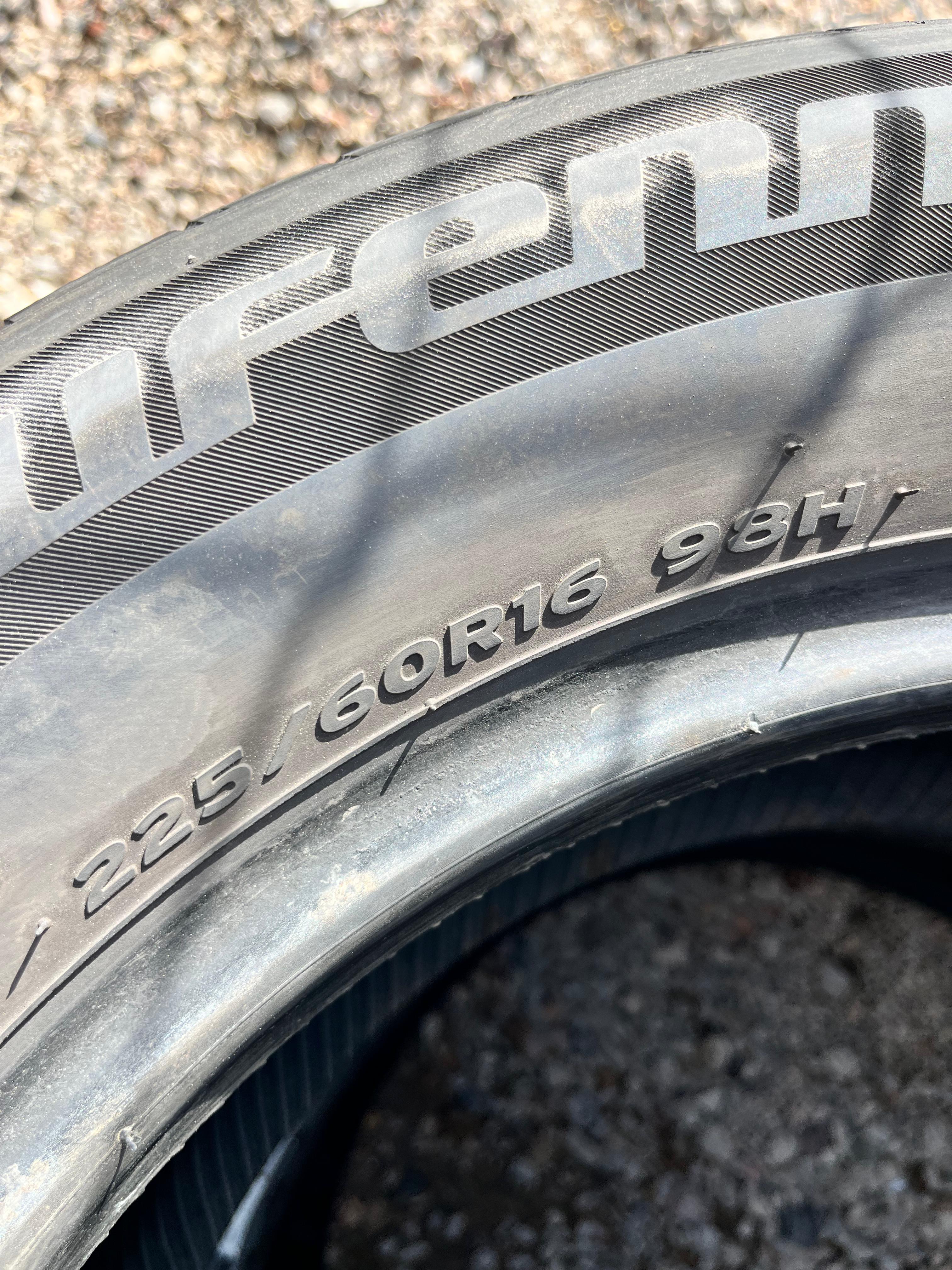 225/60R16 Pair (2 Used Tires) Laufenn G FIT AS