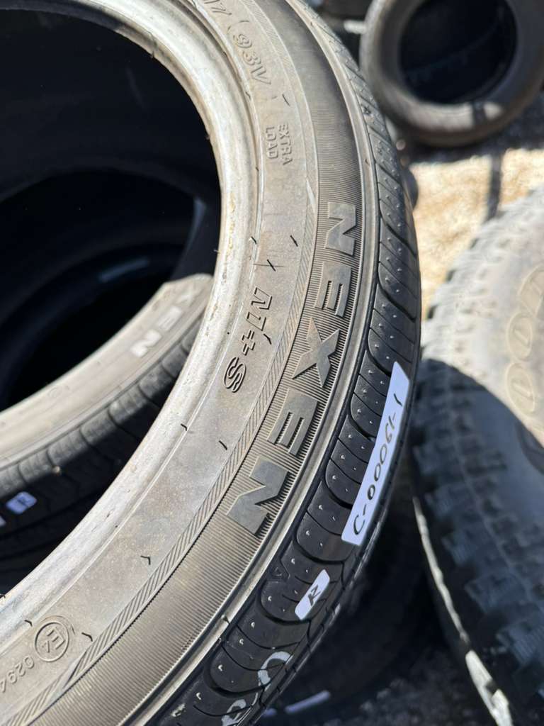 205/50R17 Pair (2 Used Tires) Nexen Npriz