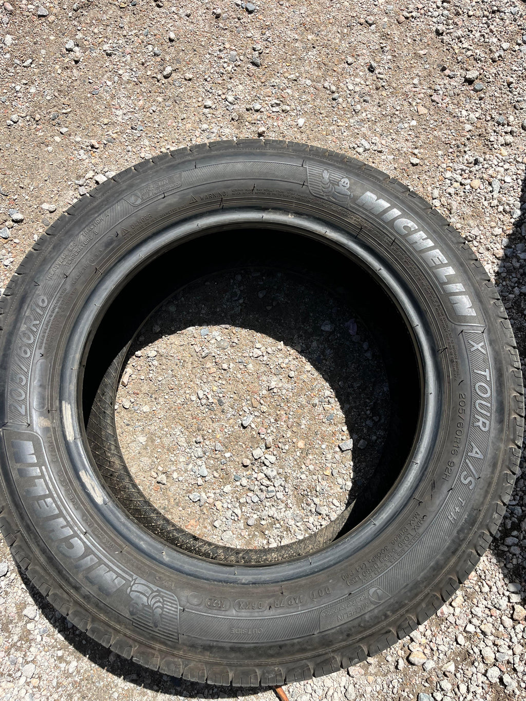 205/60R16 Set (4 Used Tires) Michelin X-Tour