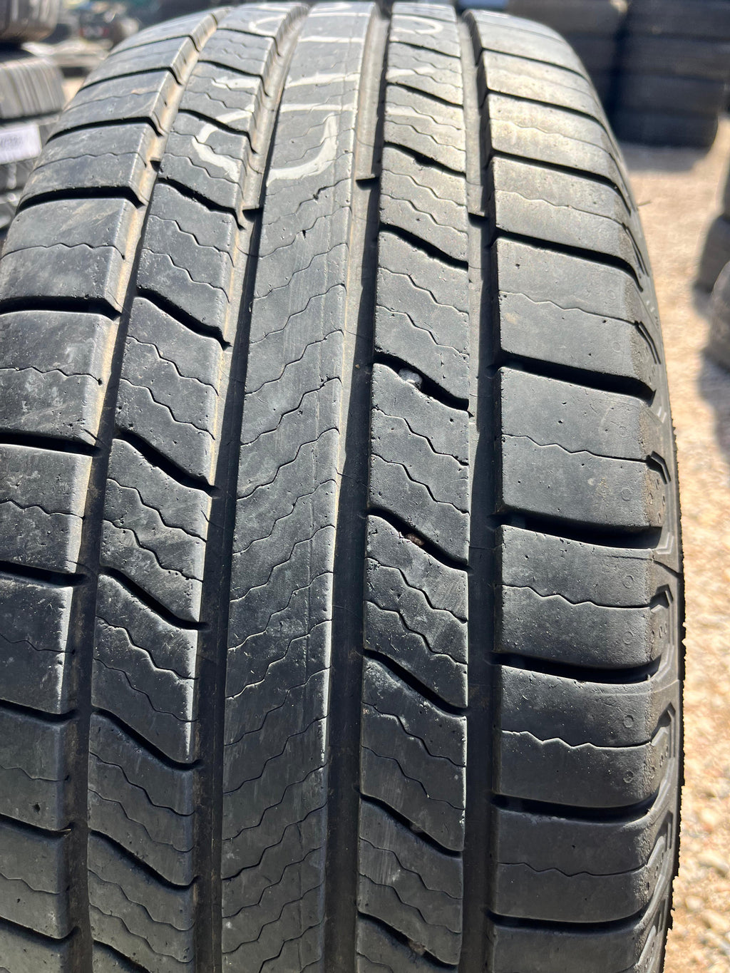 215/60R16 Pair (2 Used Tires) Michelin Defender