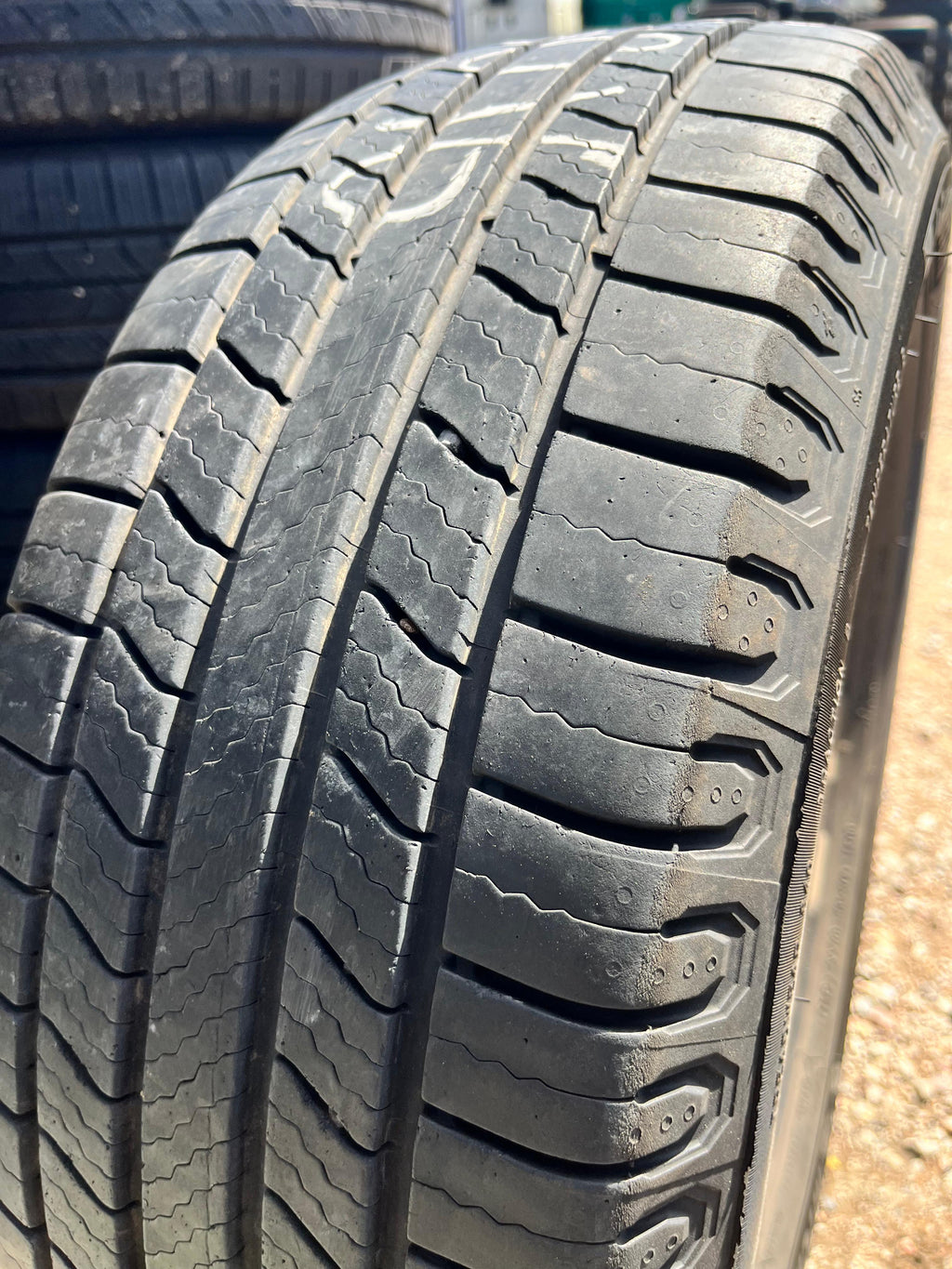 215/60R16 Pair (2 Used Tires) Michelin Defender