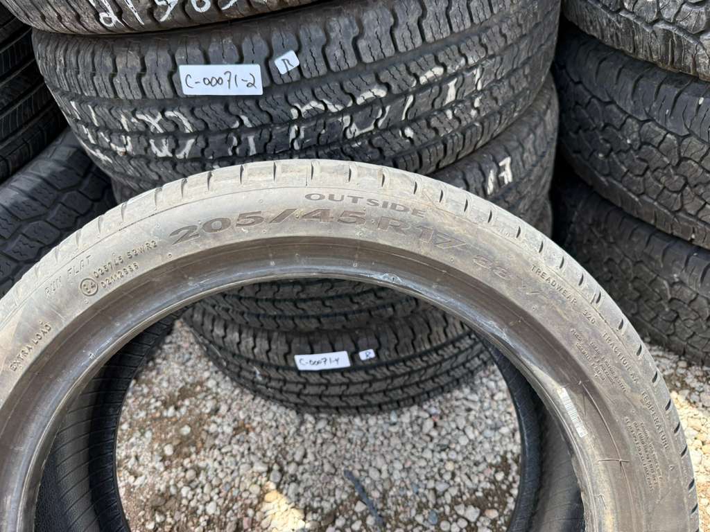 205/45R17 Pair (2 Used Tires) Pirelli Cinturato P7