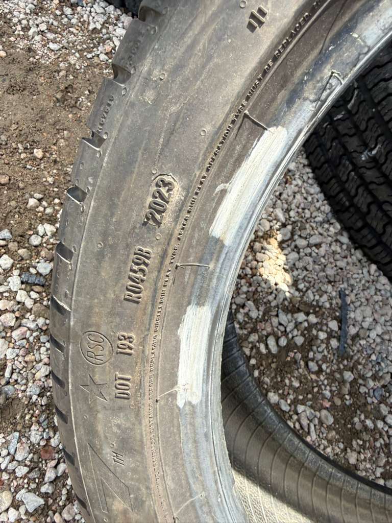 205/45R17 Pair (2 Used Tires) Pirelli Cinturato P7