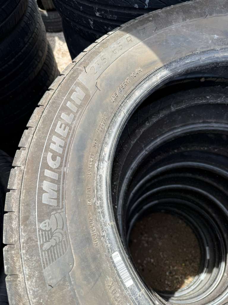 235/65R17 Set (4 Used Tires) Michelin Primacy