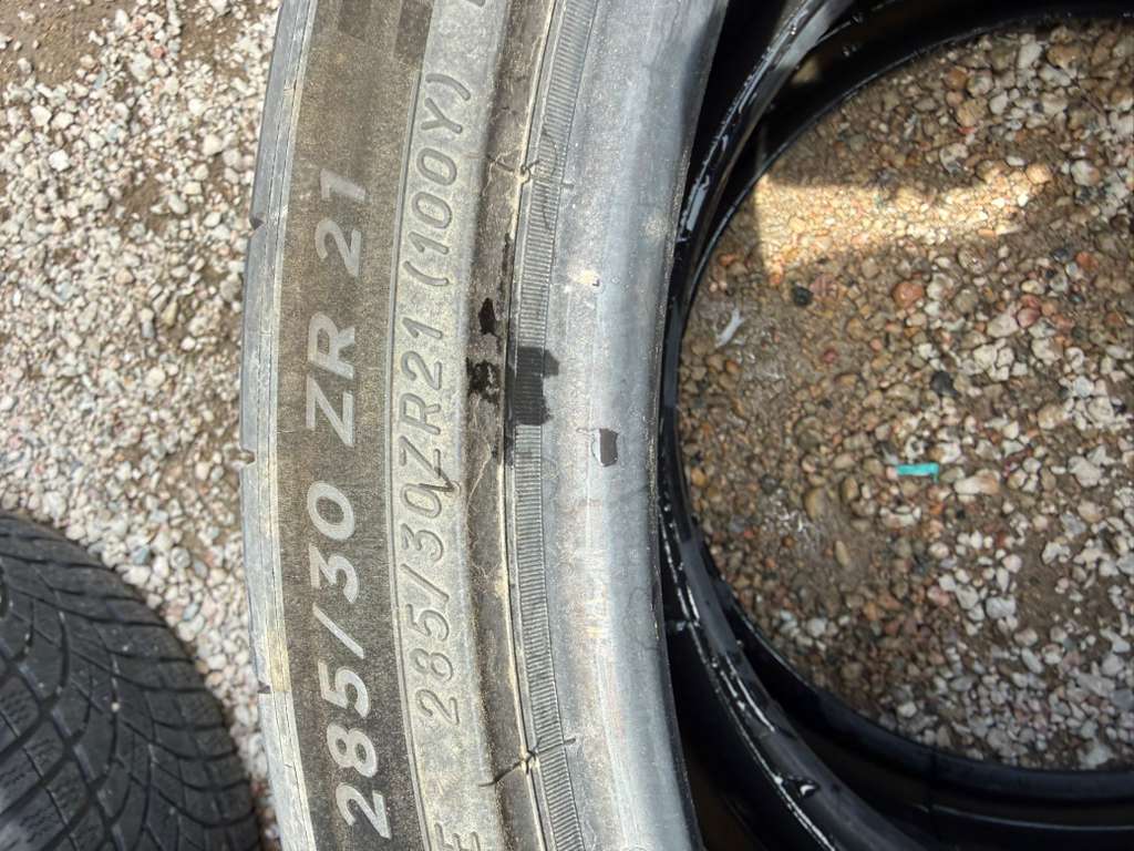 285/40R21 Pair (2 Used Tires) Michelin Pilot Sport 4 S