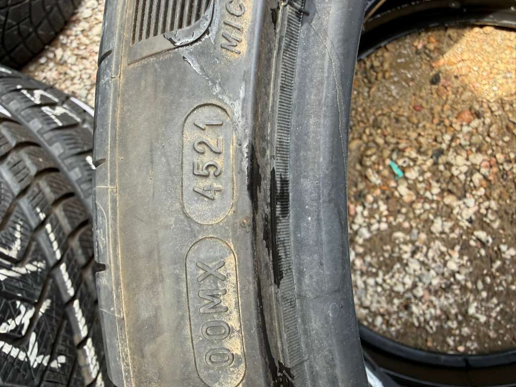 285/40R21 Pair (2 Used Tires) Michelin Pilot Sport 4 S