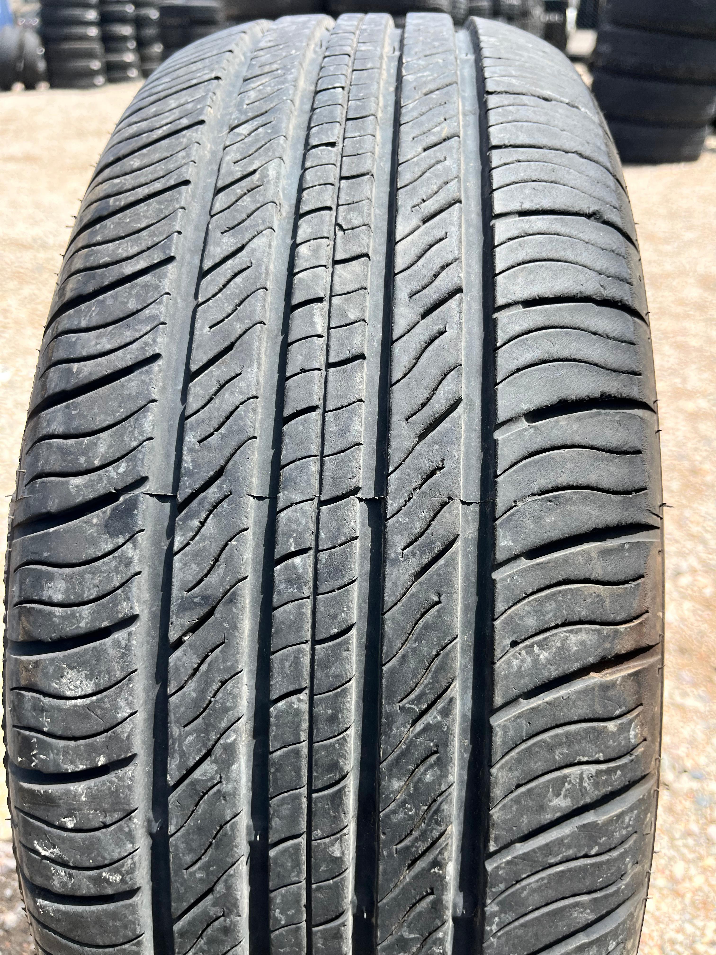 225/60R16 Pair (2 Used Tires) GT Radial Champiro Touring