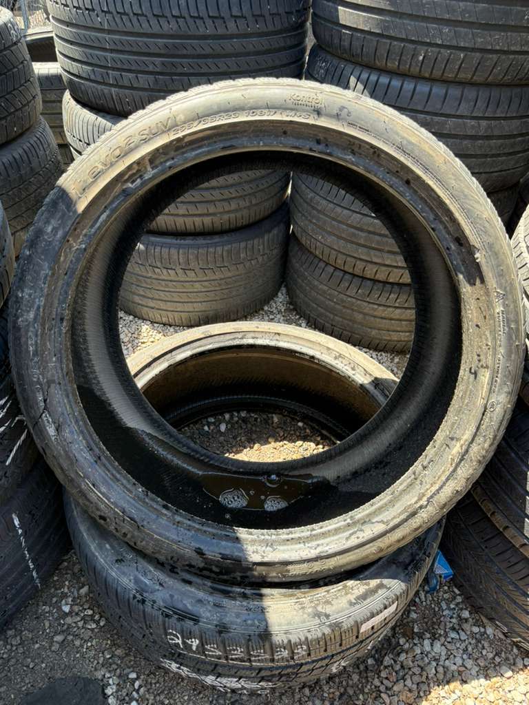 295/35R23 Pair (2 Used Tires) Hankook Winter i*cept Evo2