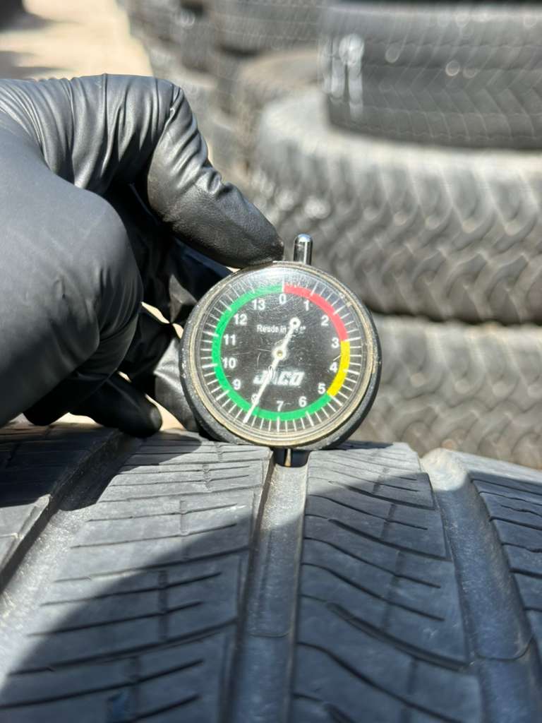 245/45R21 Pair (2 Used Tires) Pirelli Scorpion MS