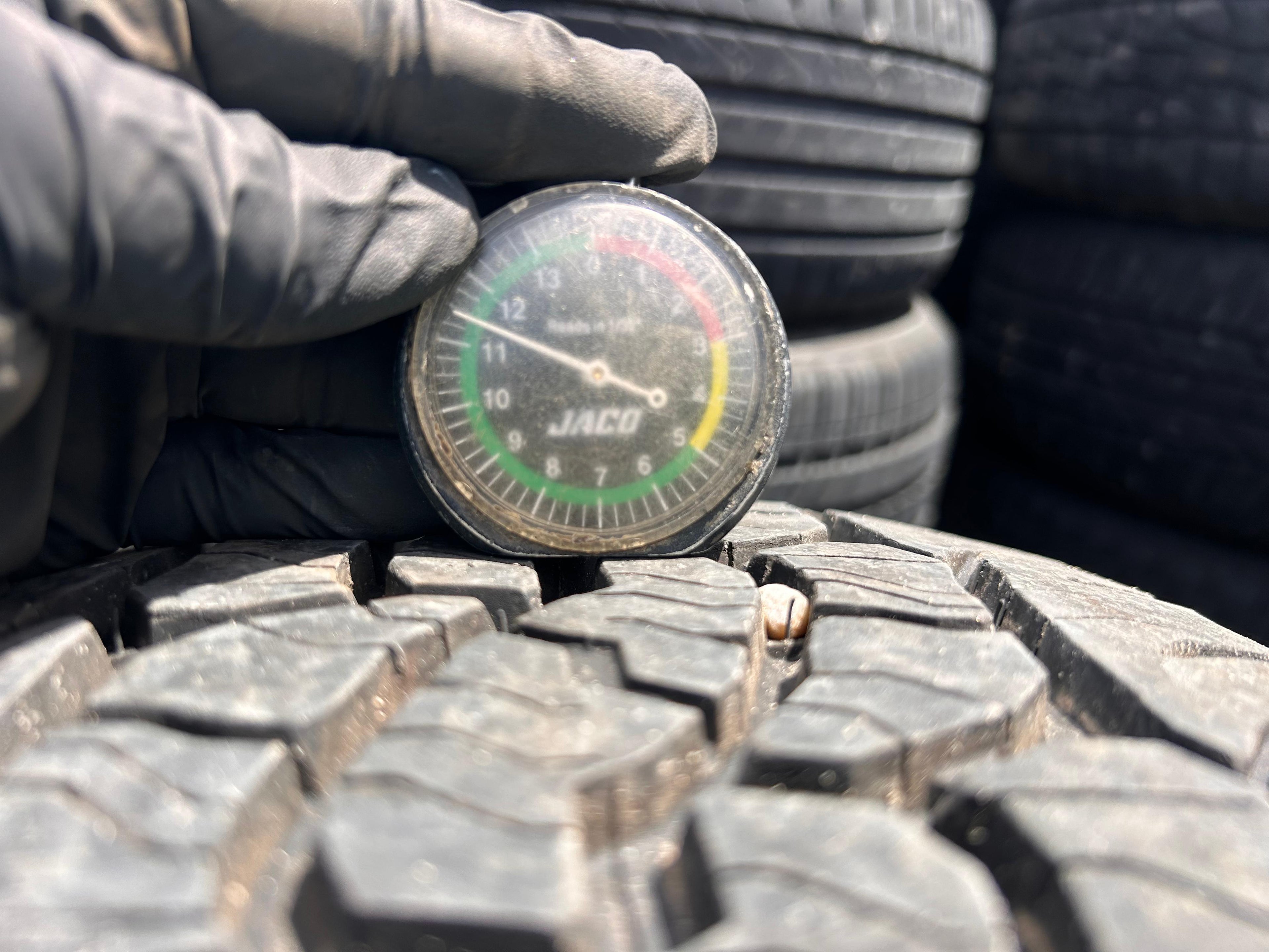 265/70R17 Set (4 Used Tires) Bfgoodrich Trail Terrain T/A