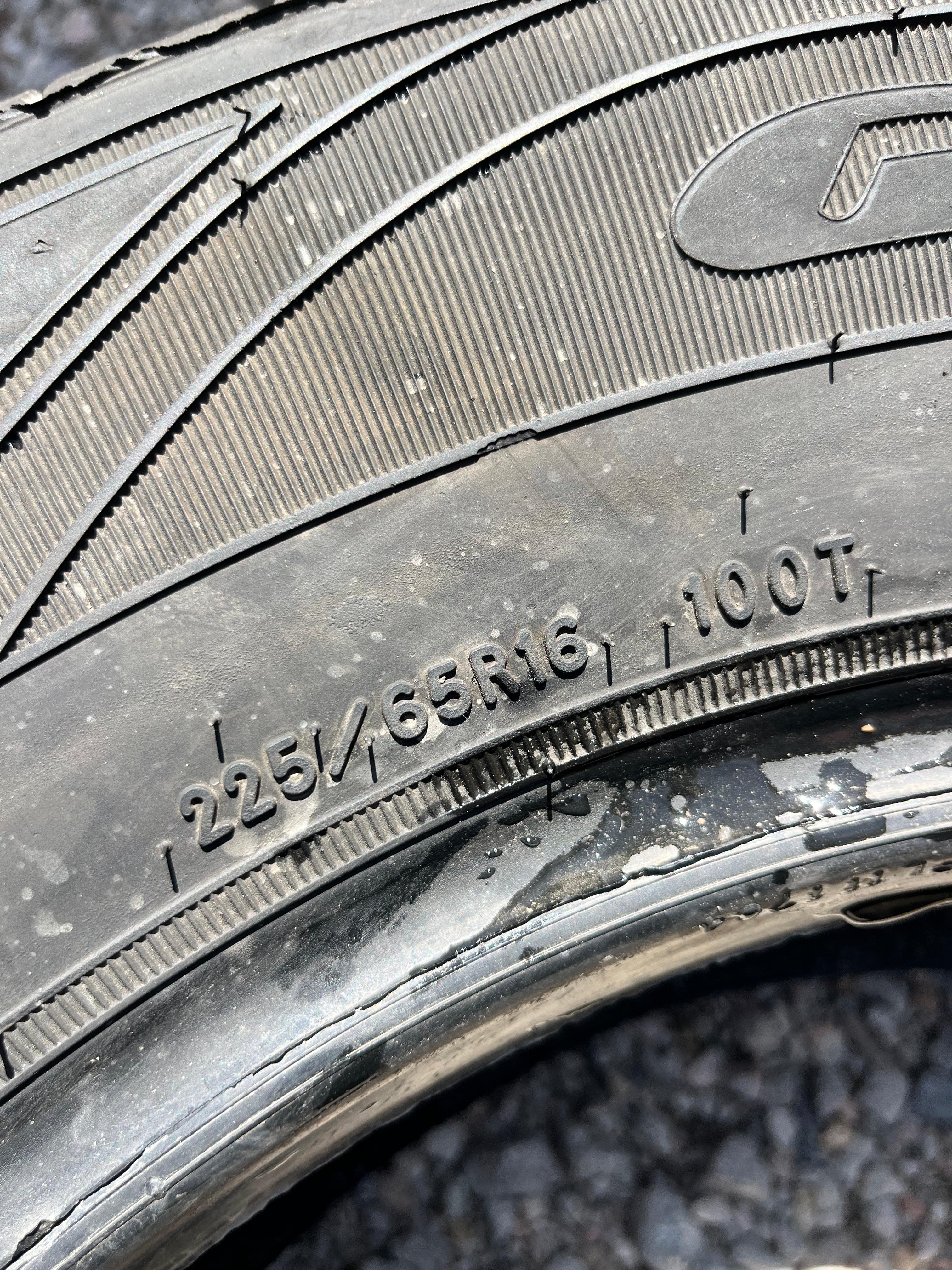 225/65R16 Pair (2 Used Tires) Goodyear Assurance