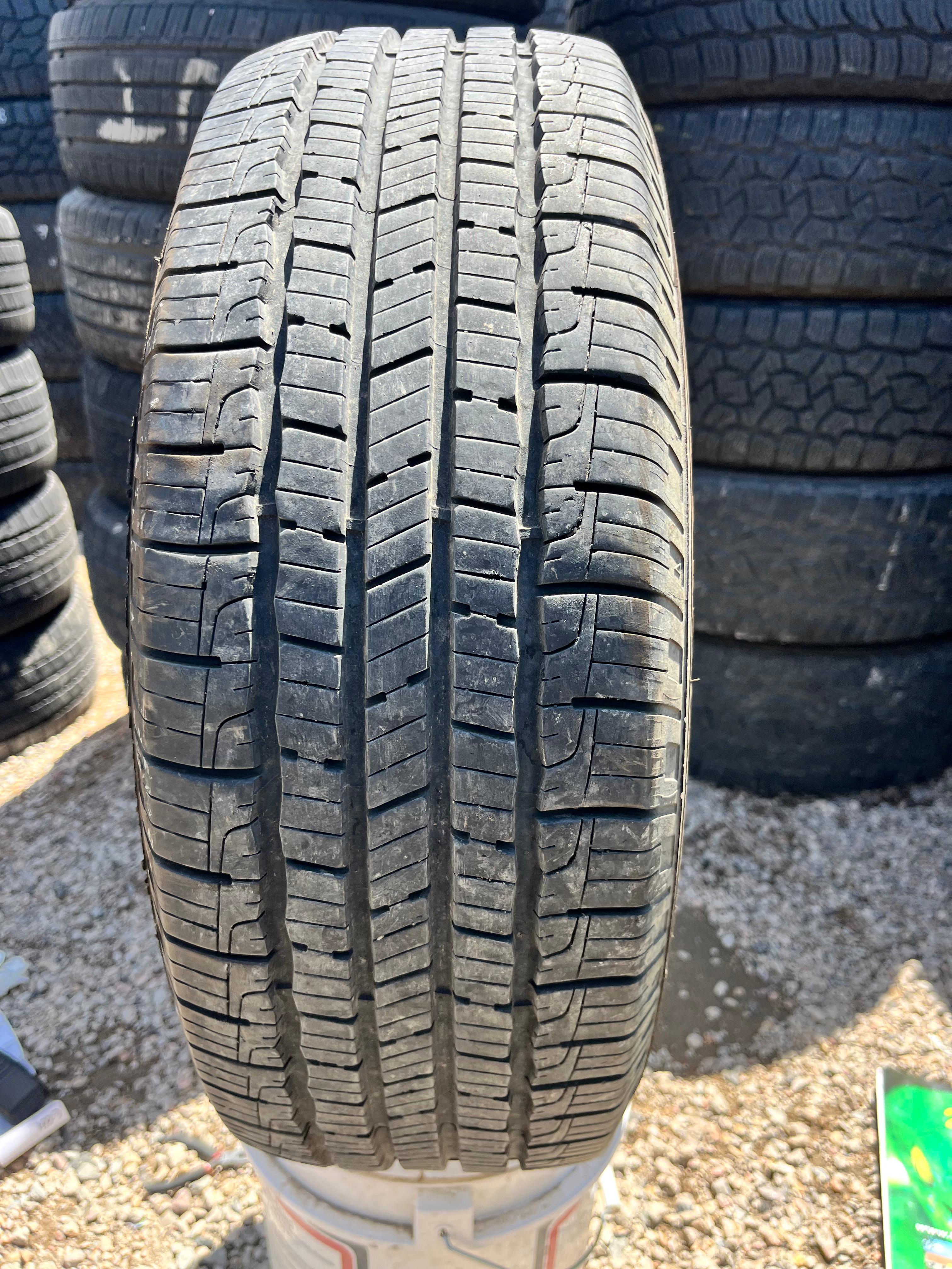 205/60R16 Pair (2 Used Tires) Goodyear Reliant