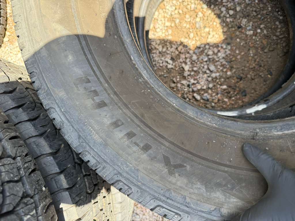 LT265/70R17 Pair (2 Used Tires) Laufenn X Fit HT