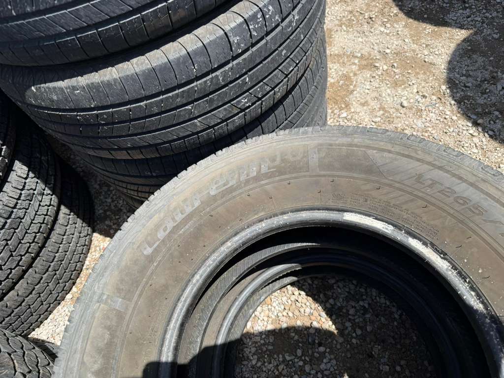 LT265/70R17 Pair (2 Used Tires) Laufenn X Fit HT