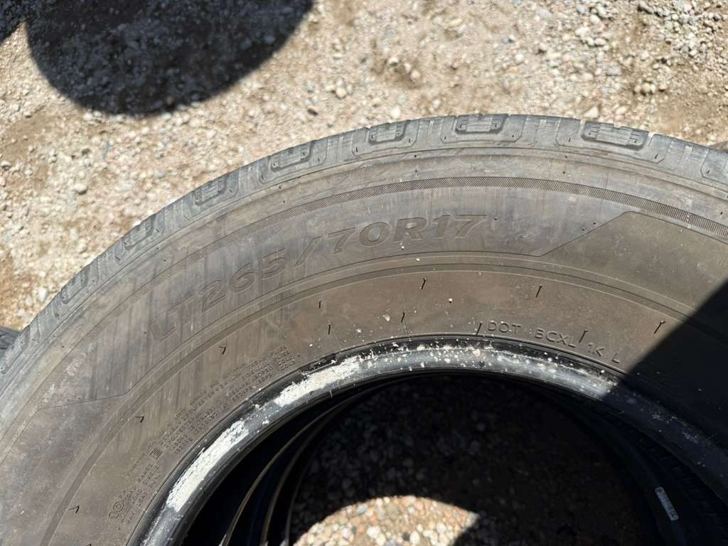 LT265/70R17 Pair (2 Used Tires) Laufenn X Fit HT