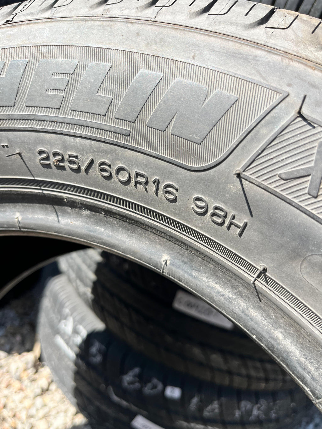225/60R16 Set (4 Used Tires) MICHELIN X-Tour