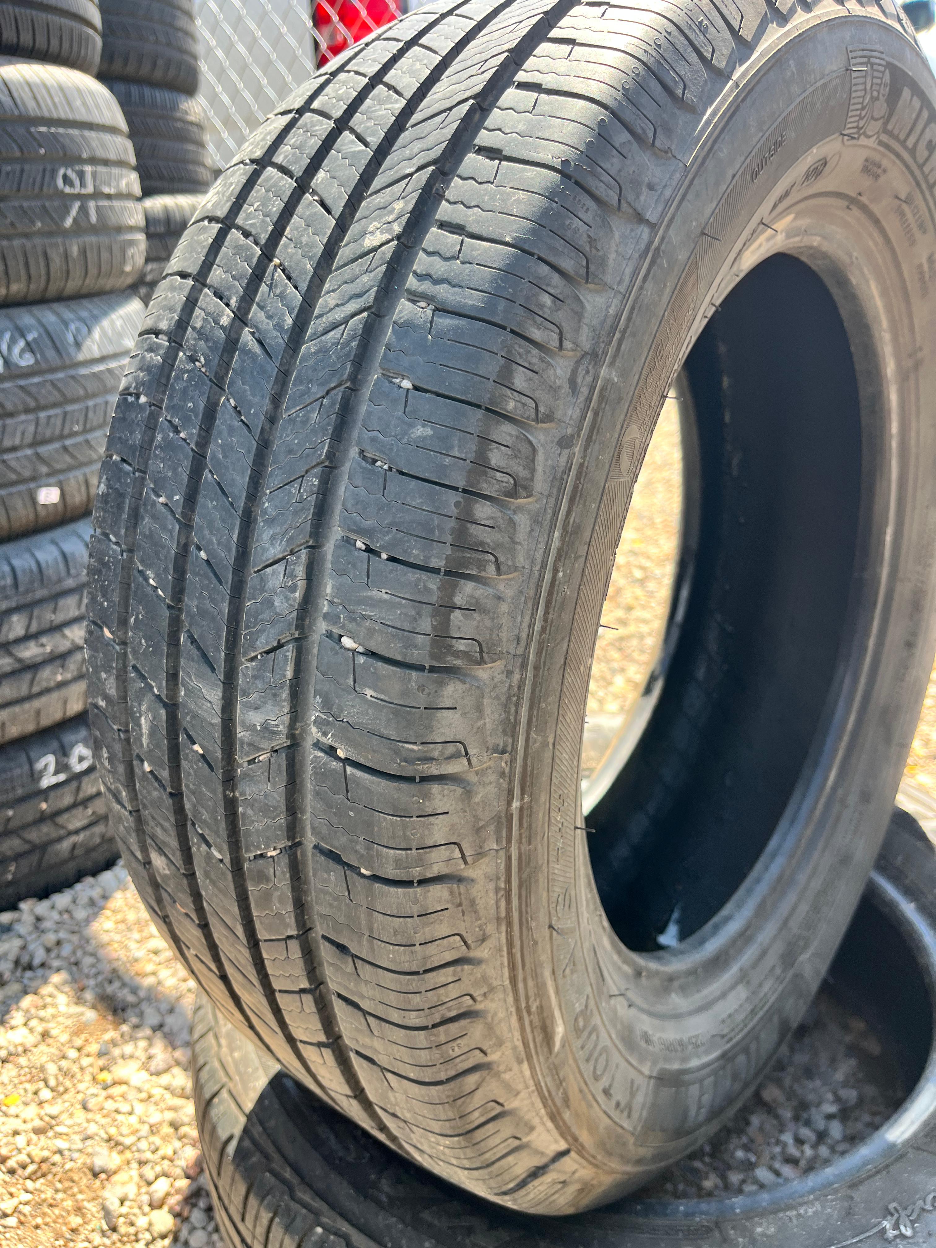 225/60R16 Set (4 Used Tires) MICHELIN X-Tour