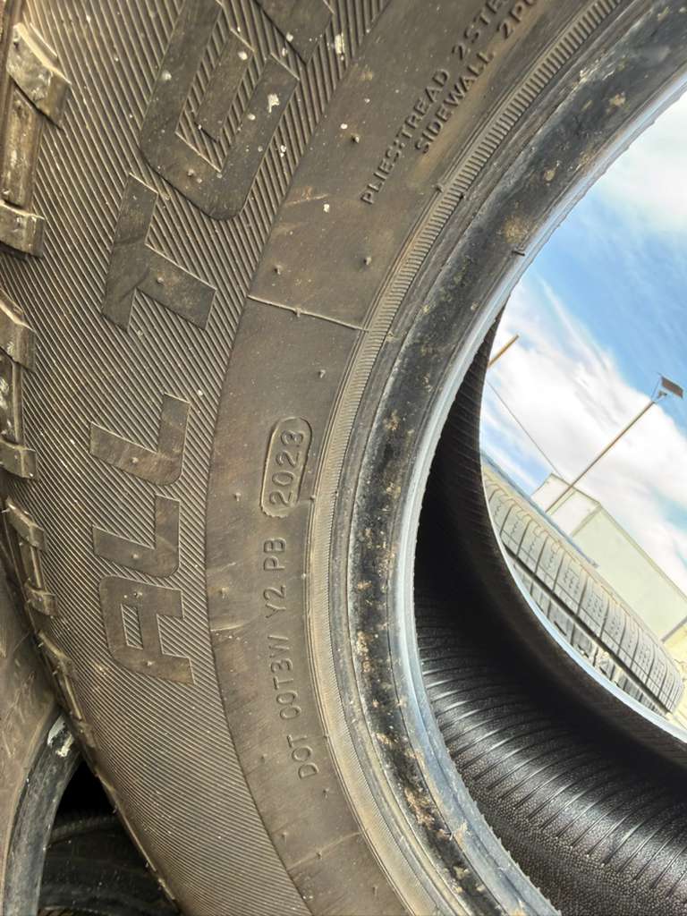225/60R17 Pair (2 Used Tires)Pathfinder All Terrain