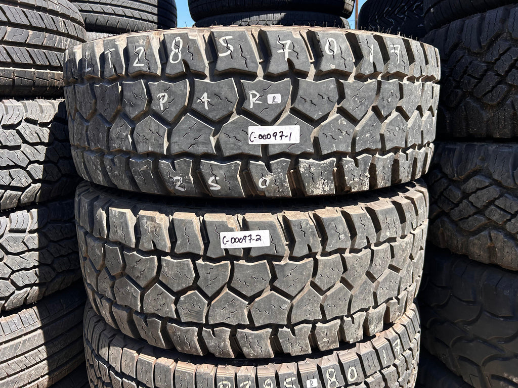 LT285/70R17  Pair (2 Used Tires) Hercules Terratrac TG