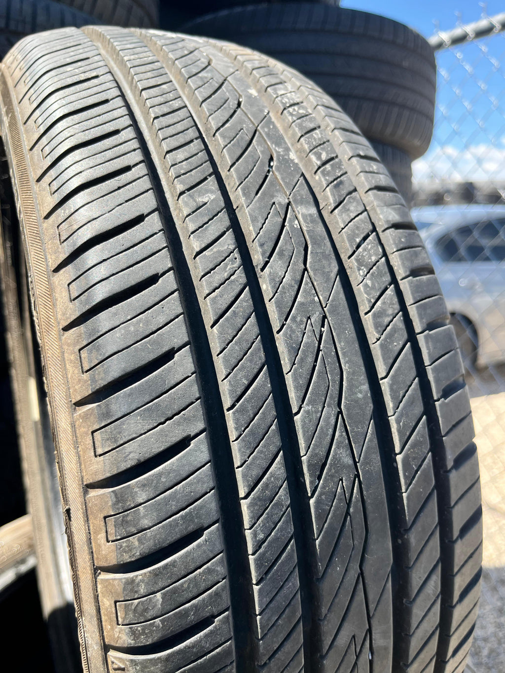 185/55R16  Set (4 Used Tires) Yokohama Avid Ascend