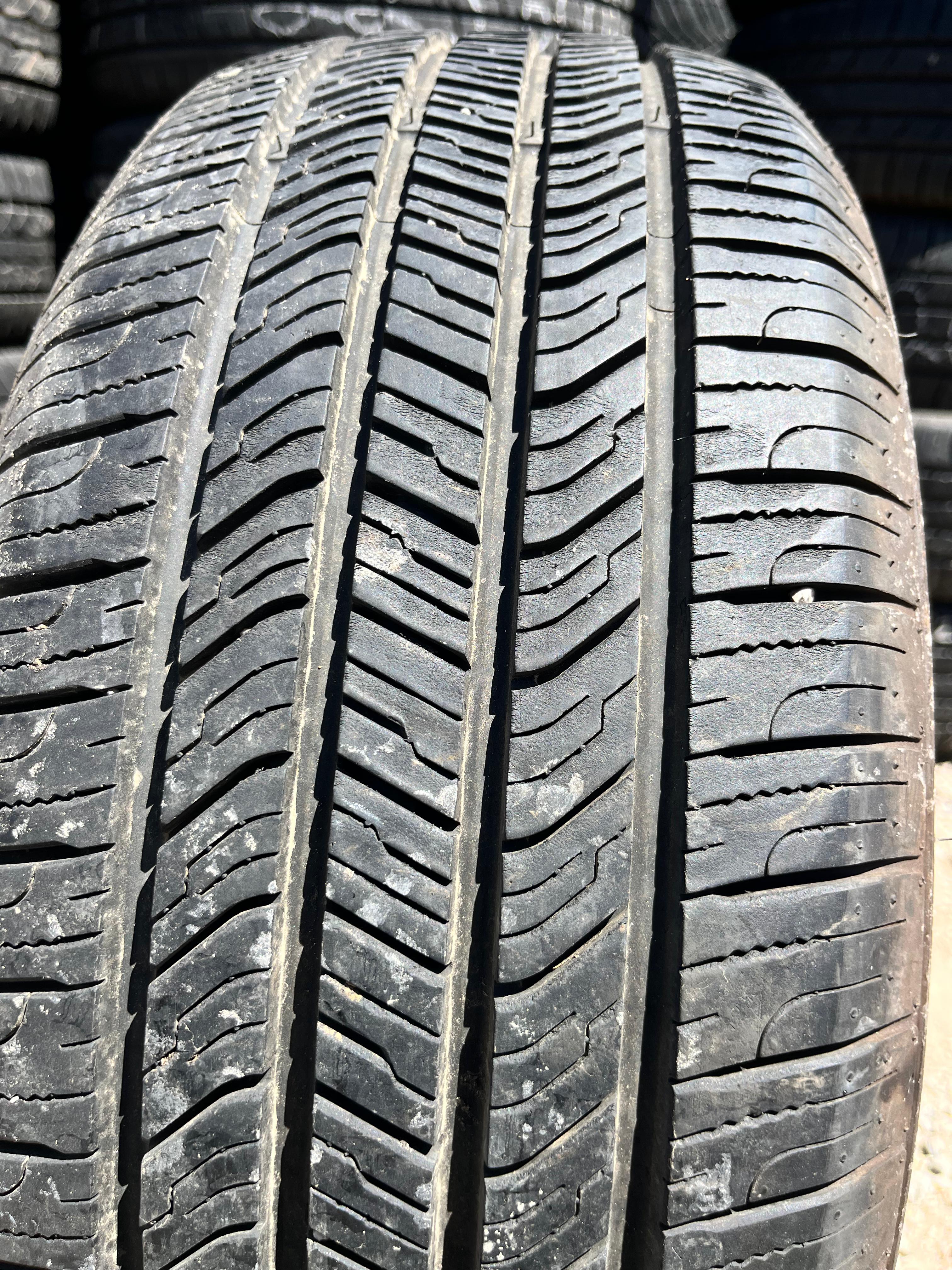 215/55R16  Pair (2 Used Tires) Sailun Atrezzo SH408