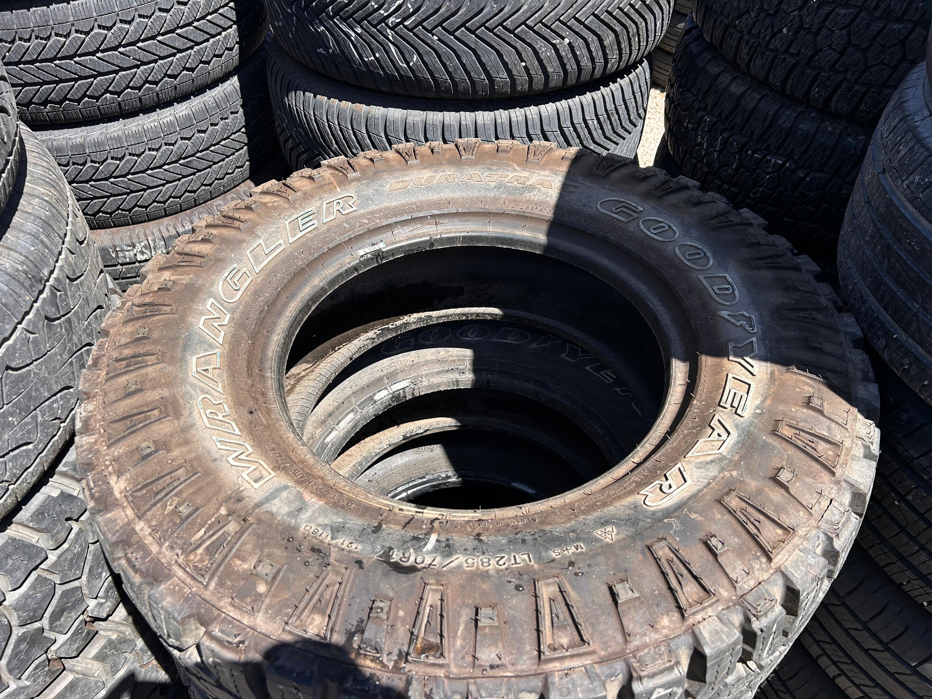 LT285/70R17  Pair (2 Used Tires) Goodyear Wrangler Duratrac