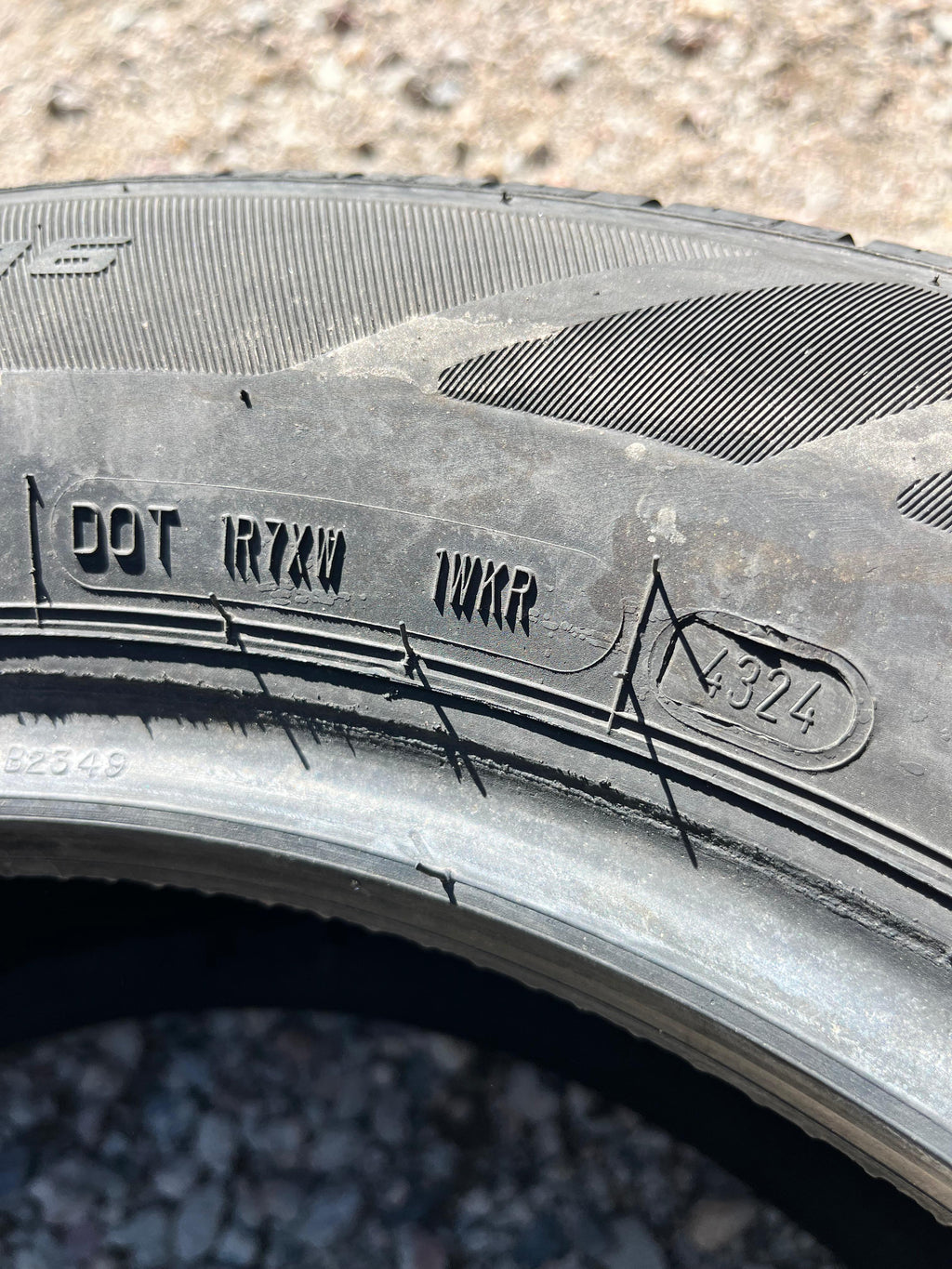 205/60R16 Pair (2 Used Tires) Cooper Endeavor