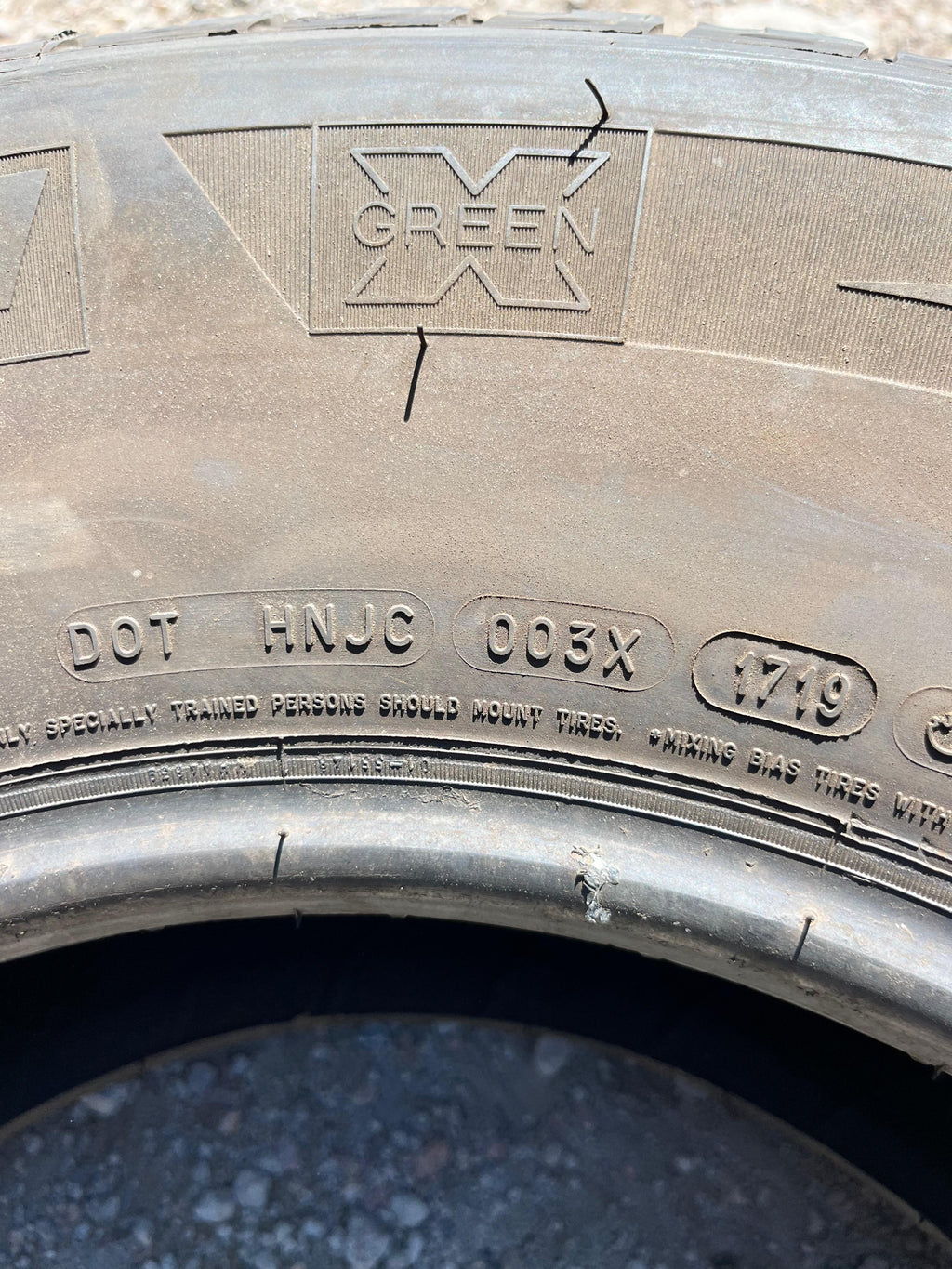 265/70R16 Pair (2 Used Tires) MICHELIN Latitude (X-ICE)❄️