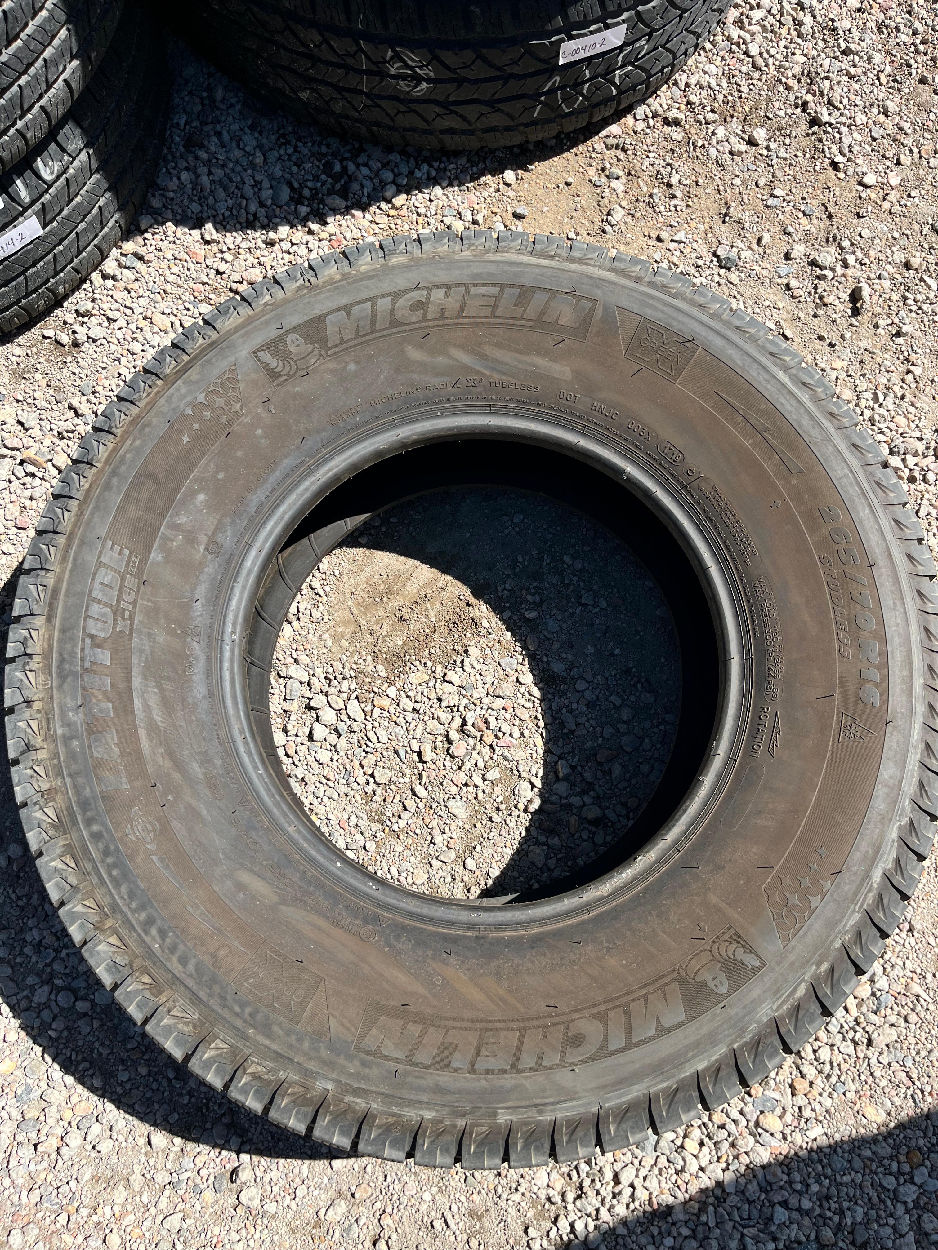 265/70R16 Pair (2 Used Tires) MICHELIN Latitude (X-ICE)❄️