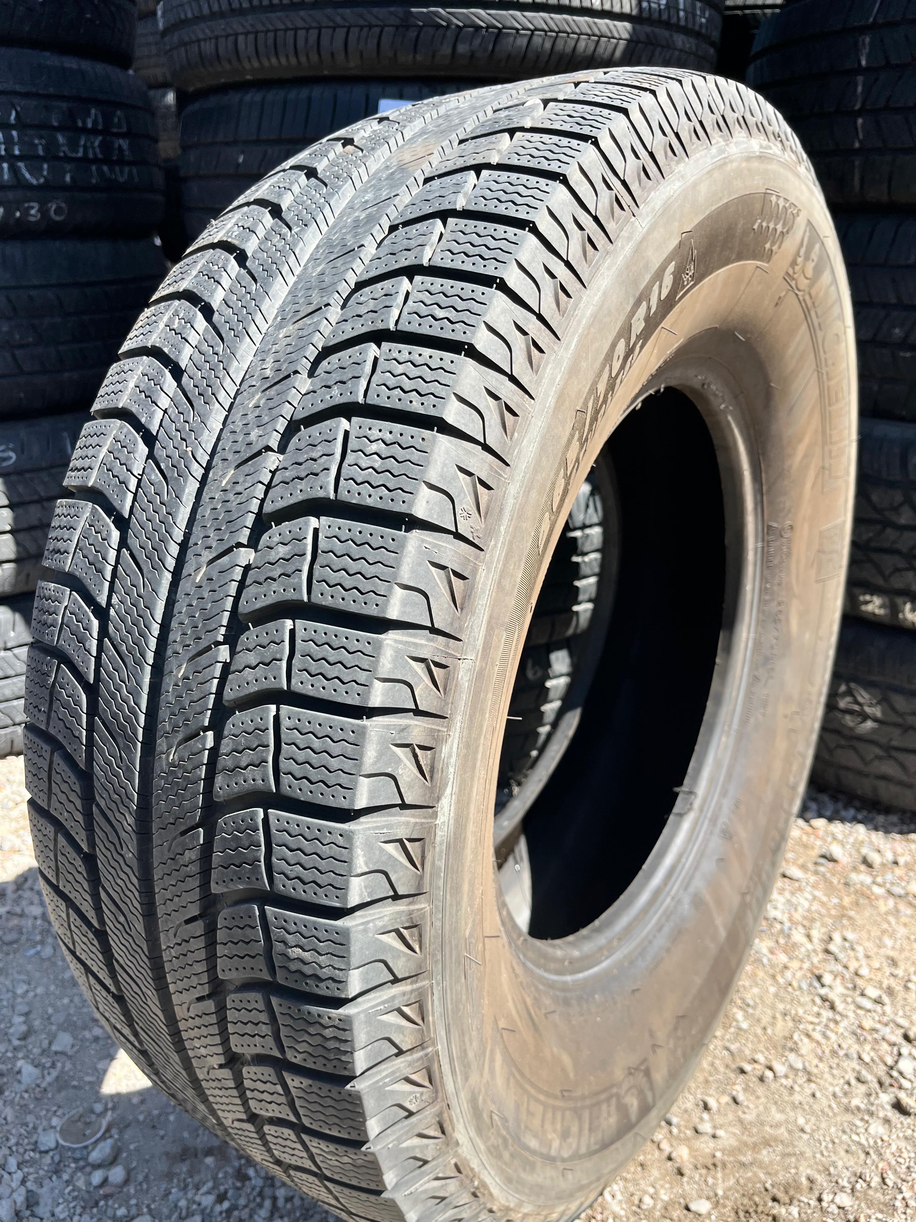 265/70R16 Pair (2 Used Tires) MICHELIN Latitude (X-ICE)❄️